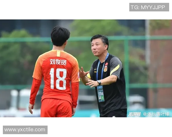 深圳羽毛球队以52分稳居精英赛积分榜首位展现强劲实力 深圳羽毛球队以52分稳居精英赛积分榜首位展现强劲实力